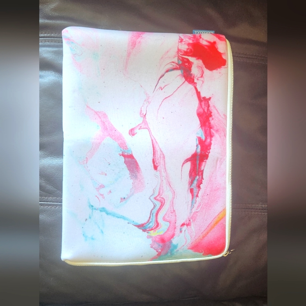 Marble Laptop Sleeve